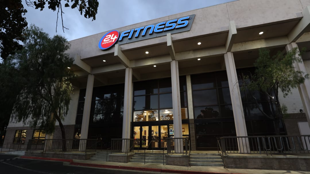 24 Hour Fitness