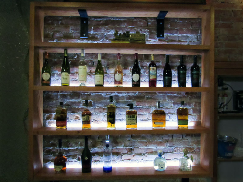 318 Restaurant & Bar