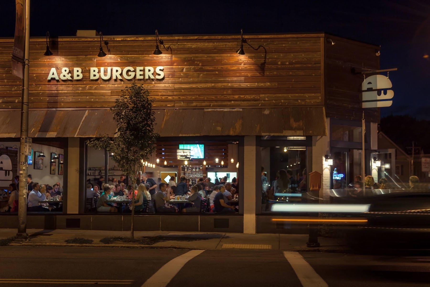 A&B Burgers - Beverly