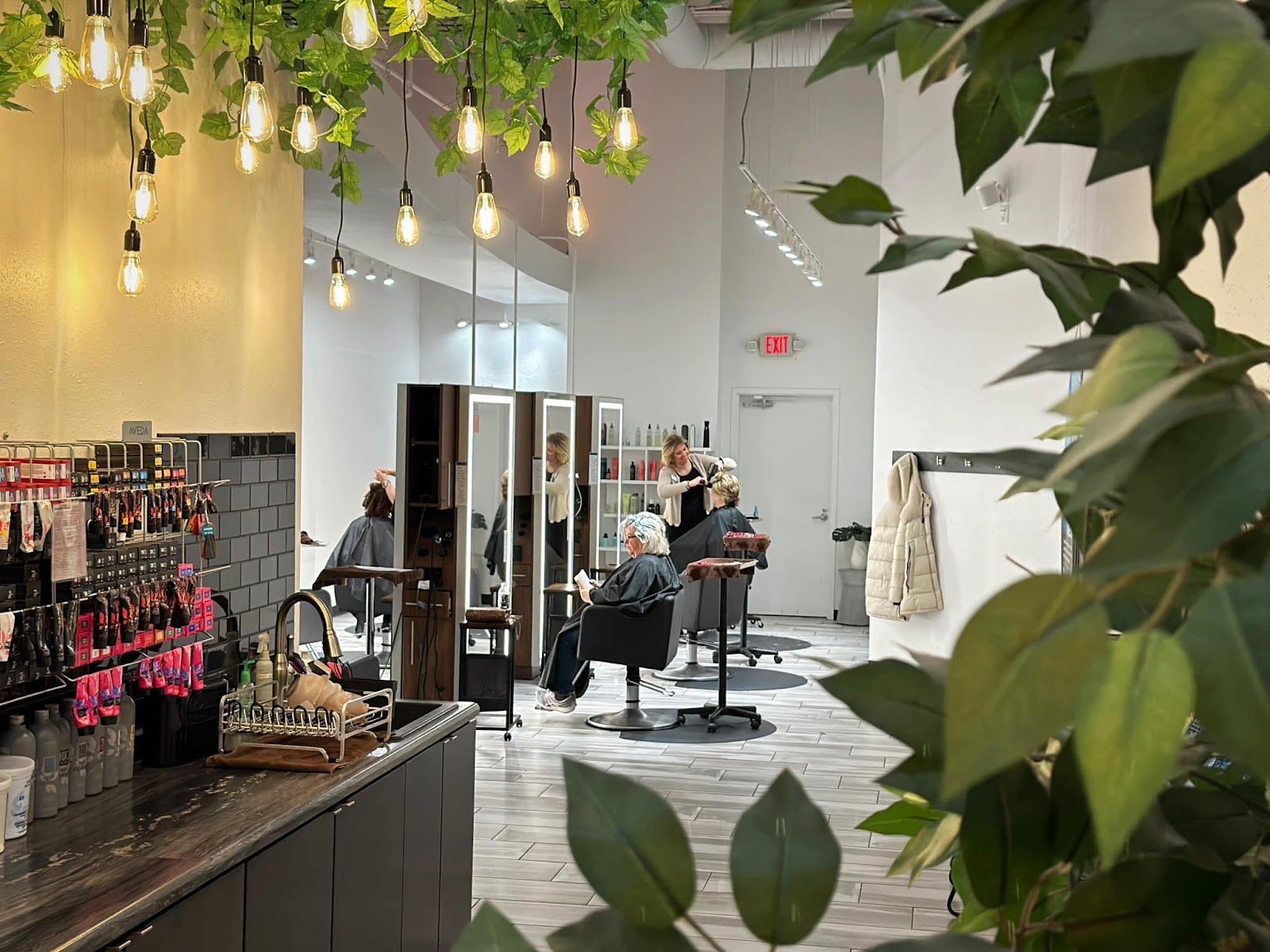 A Glo Spa And Salon Co.