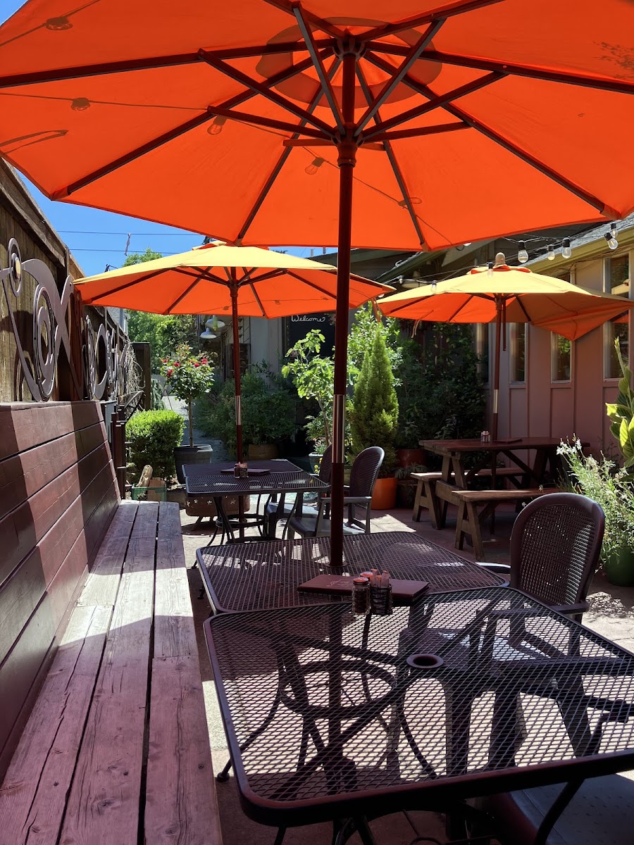Agate Alley Bistro