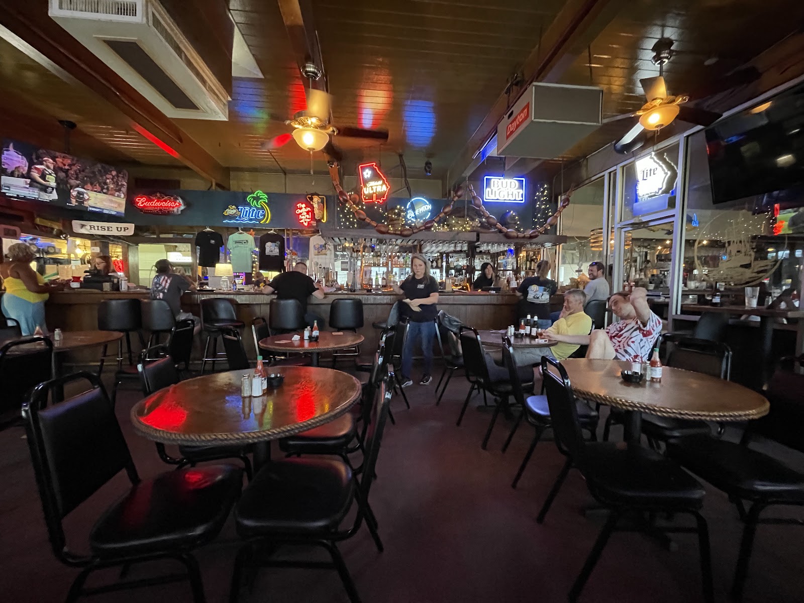 AJ's Seafood & Oyster Bar