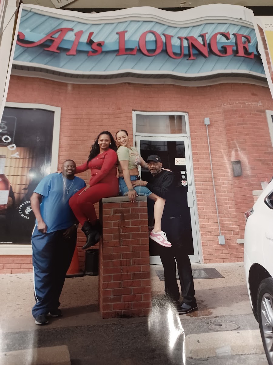 Al's Lounge