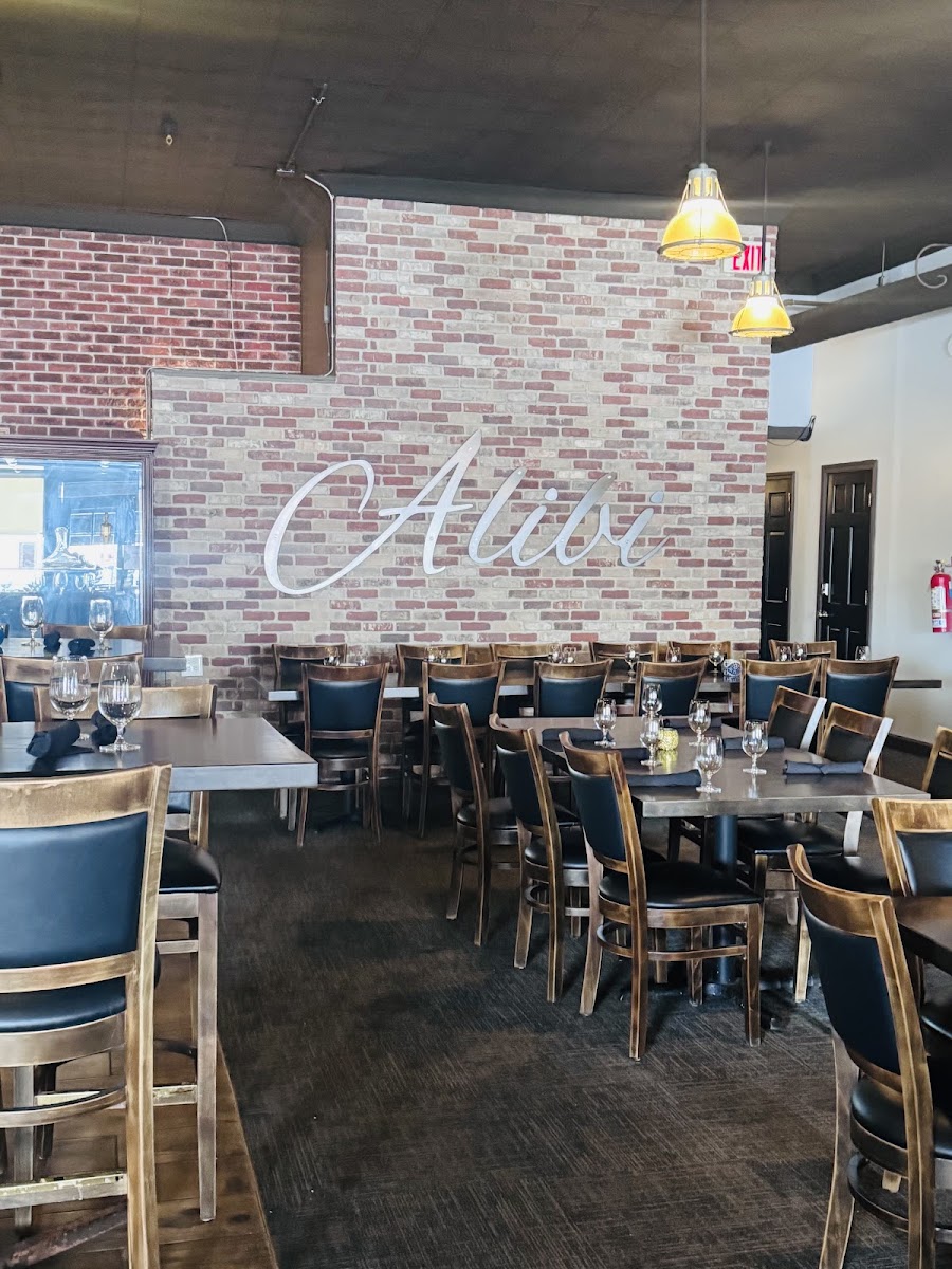 Alibi - Breakfast, Lunch, Dinner, Bar and Catering