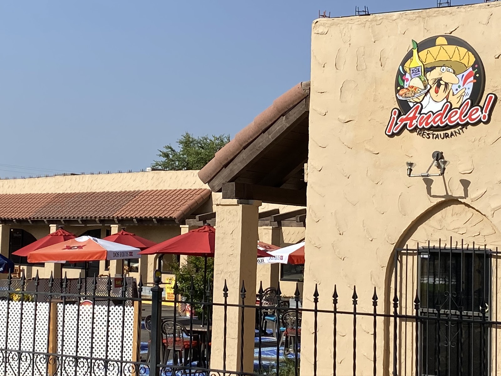 Andele Restaurant