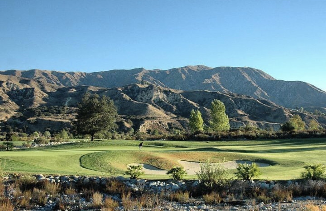 Angeles National Golf Club