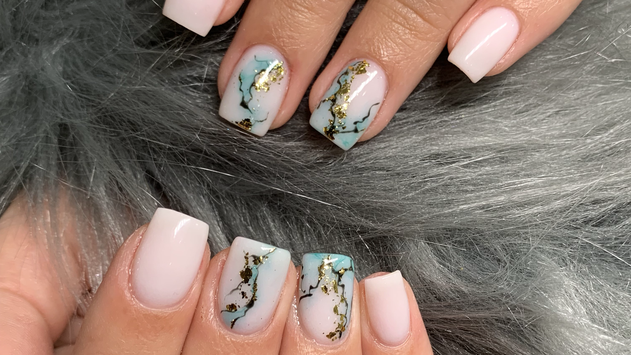 Aqua Nails Spa