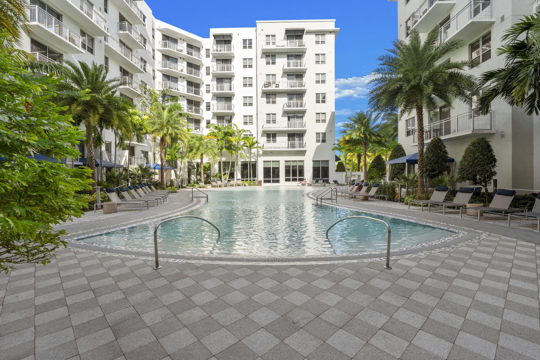 Artsquare at Hallandale