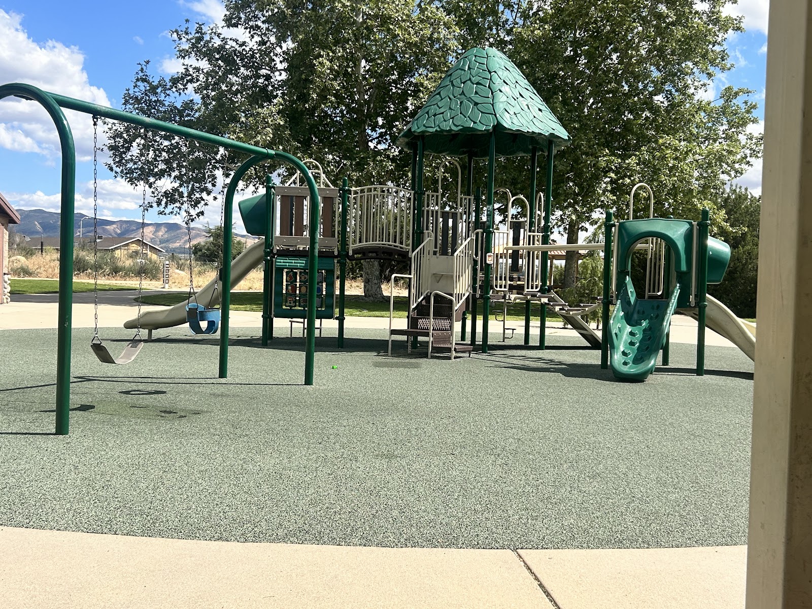 Aurantia Park