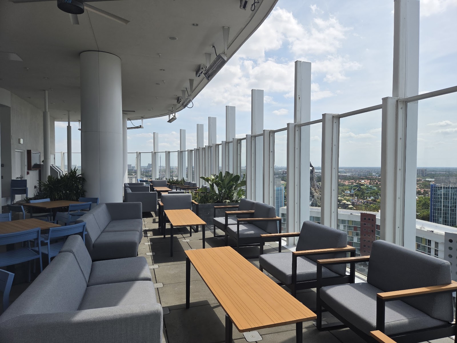 Bar 17 Bistro