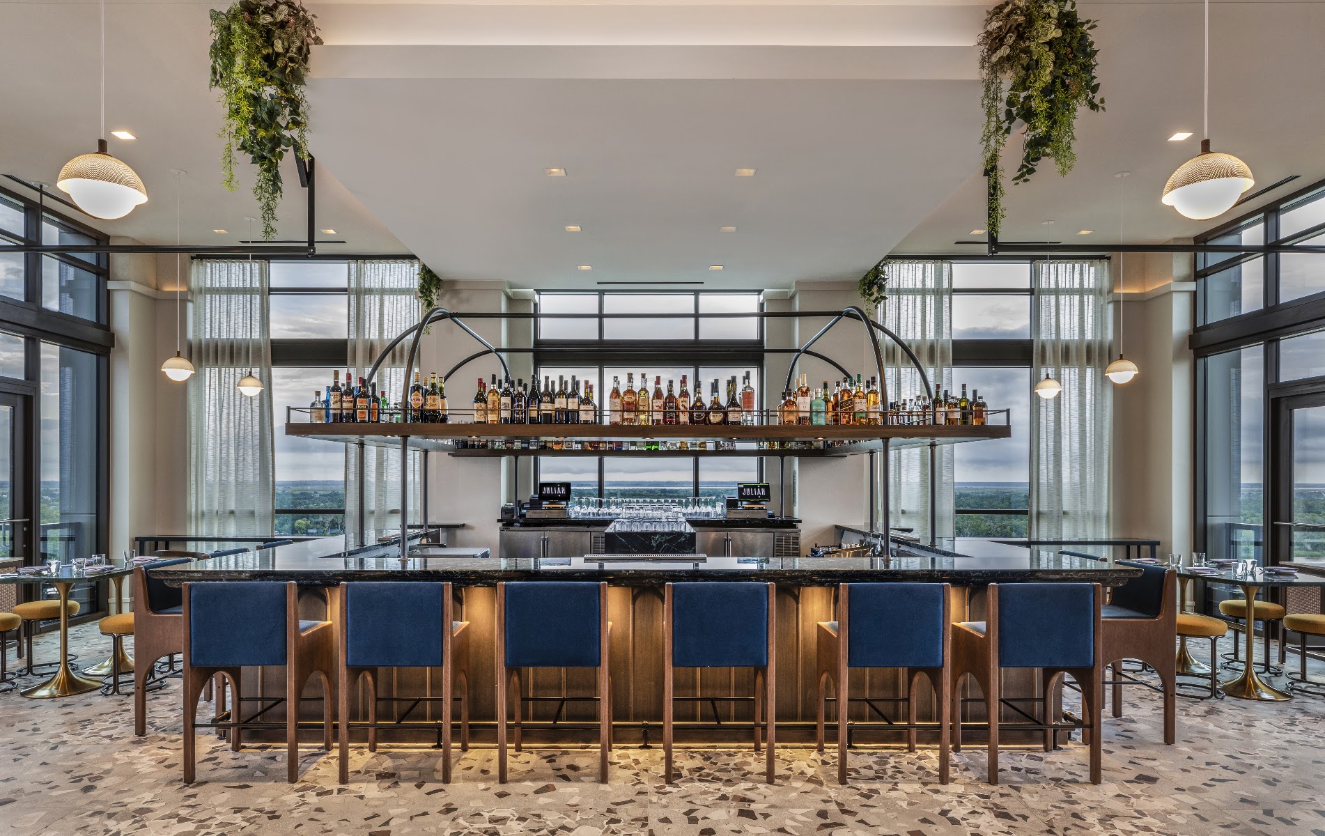 Bar Julian