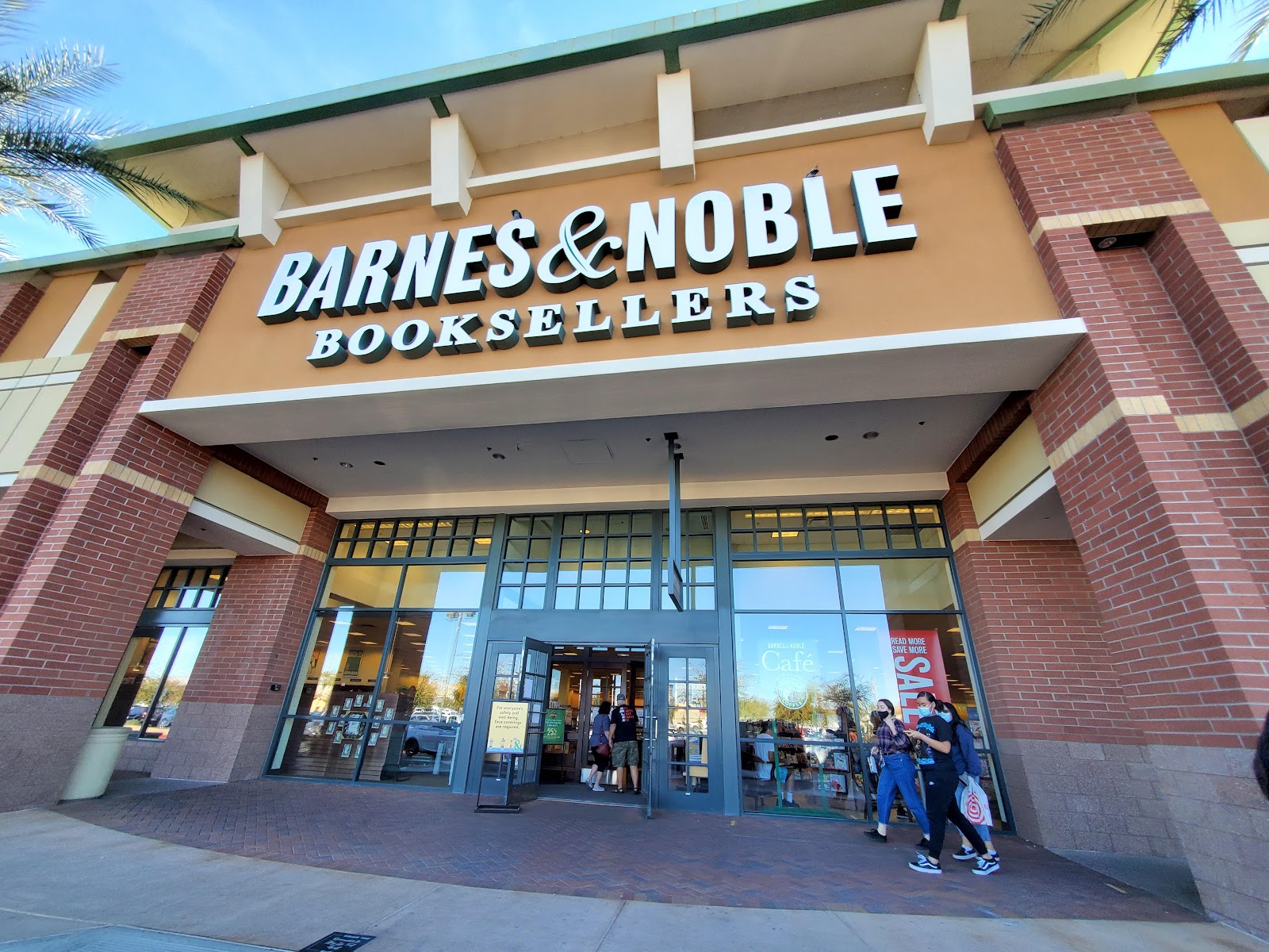 Barnes & Noble