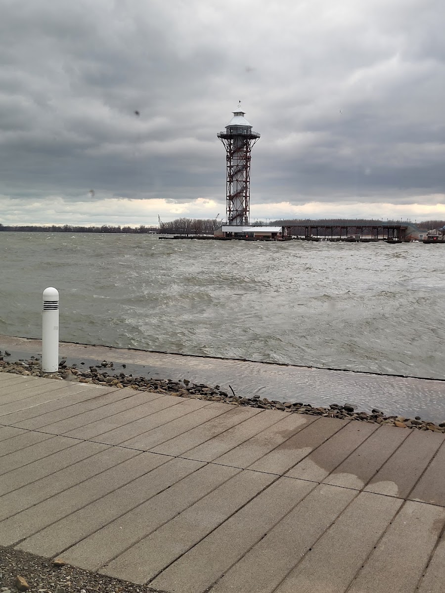 Bayfront Convention Center