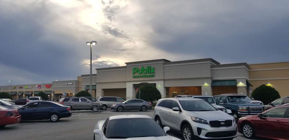 Bayside Lakes Shopping Center