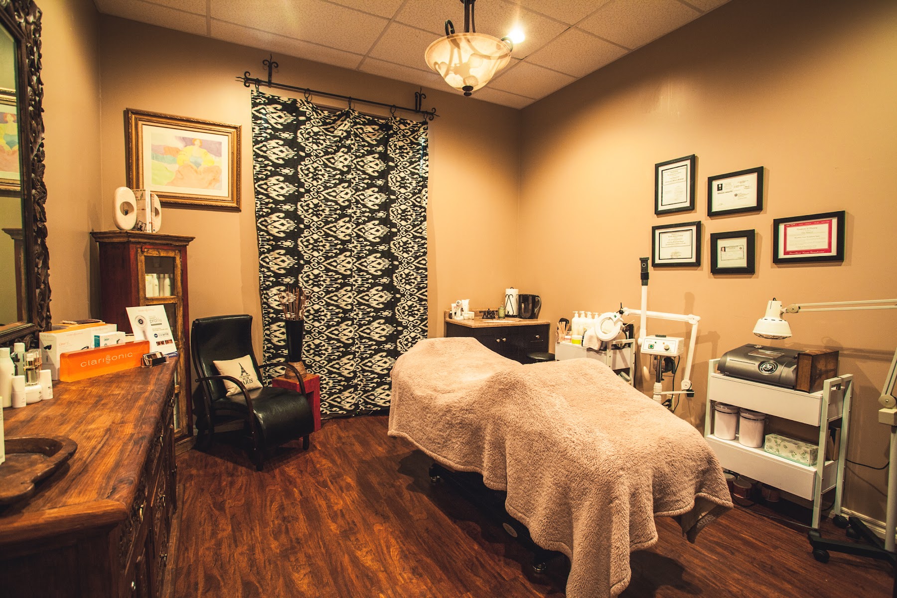 Bella Strada Salon And Spa Suites With Boutique