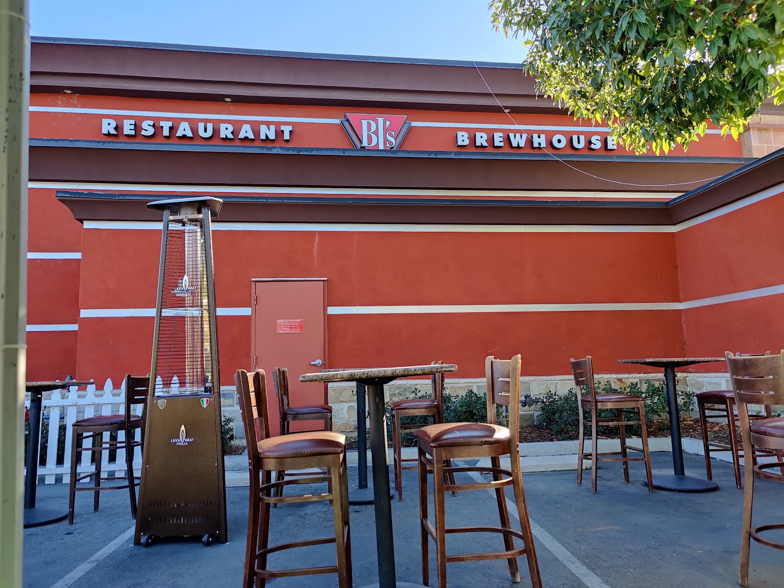 BJ's Restaurant & Brewhouse
