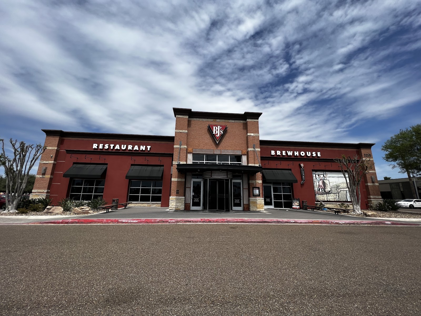 BJ's Restaurant & Brewhouse