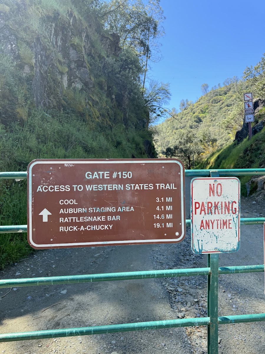 Black Hole of Calcutta Falls Trailhead