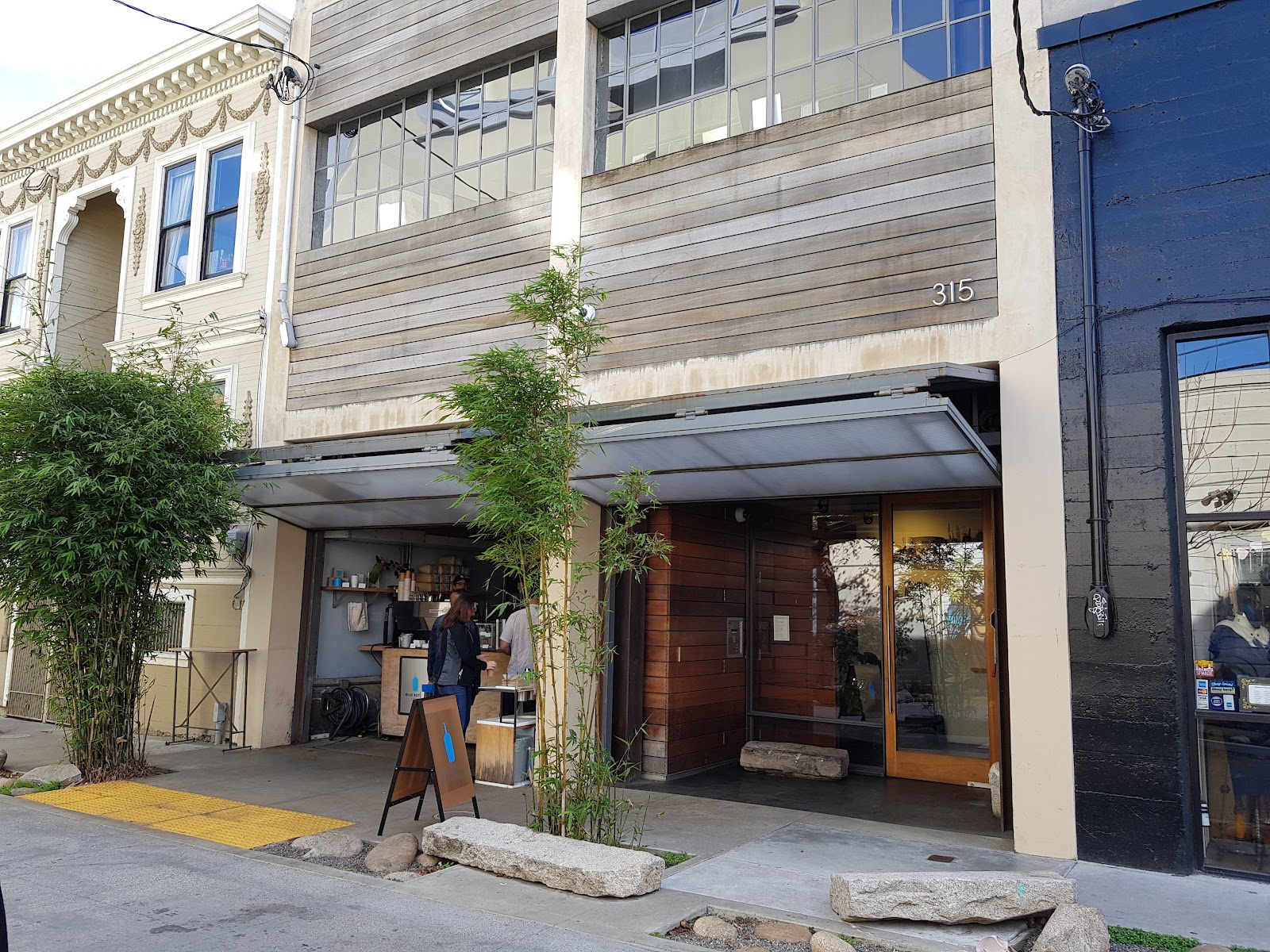 Blue Bottle Coffee