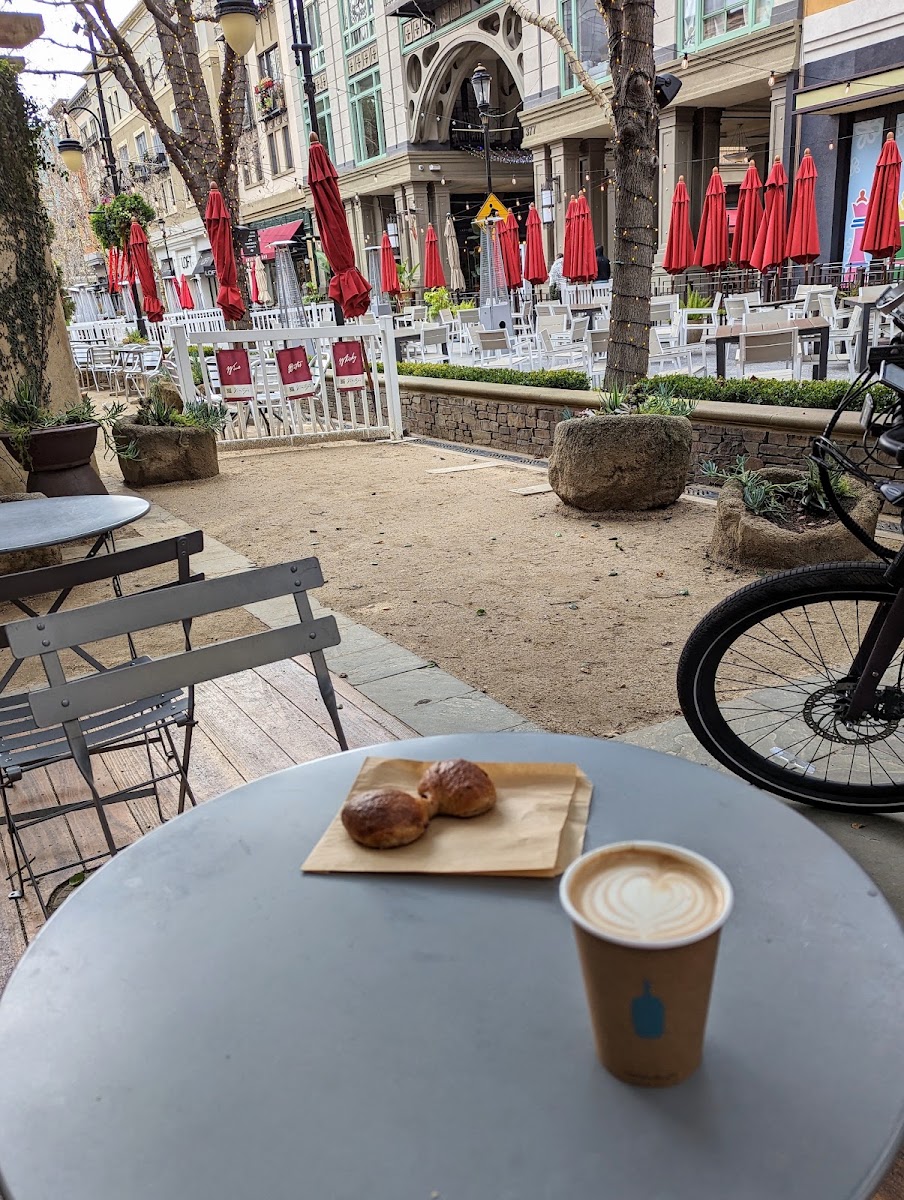 Blue Bottle Coffee