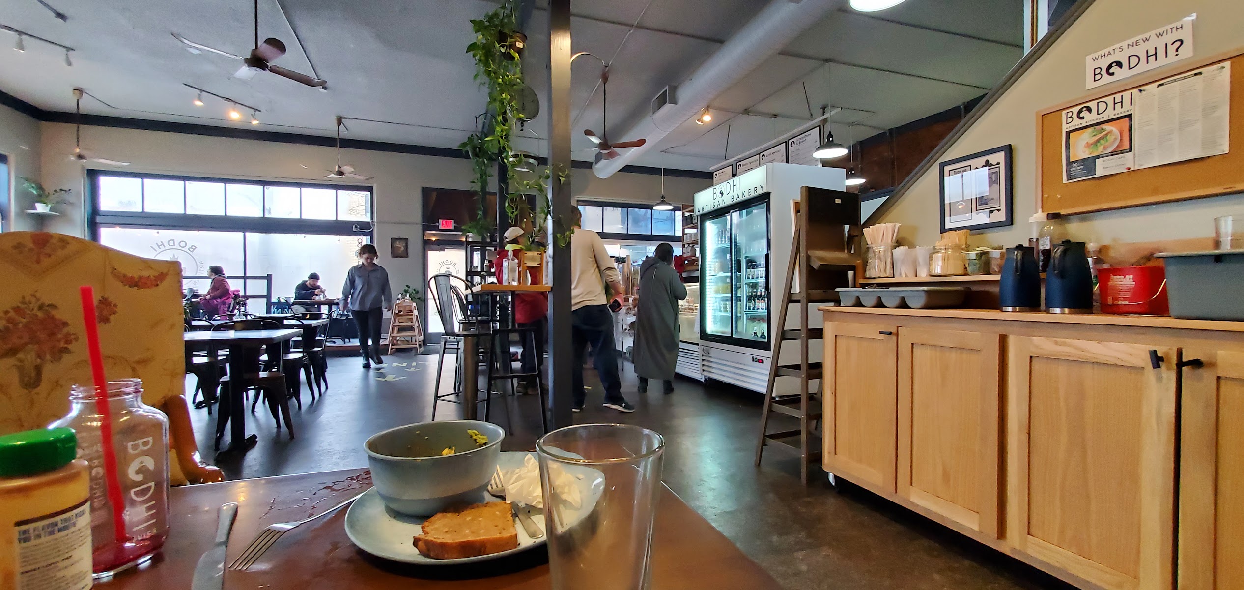 Bodhi Cafe / Bakery