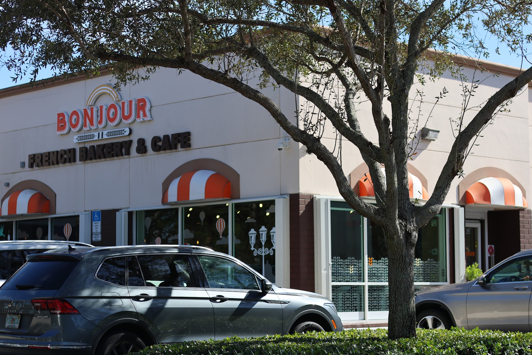 Bonjour French Bakery & Cafe - Weston