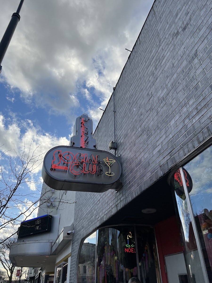 Boscos Social Club