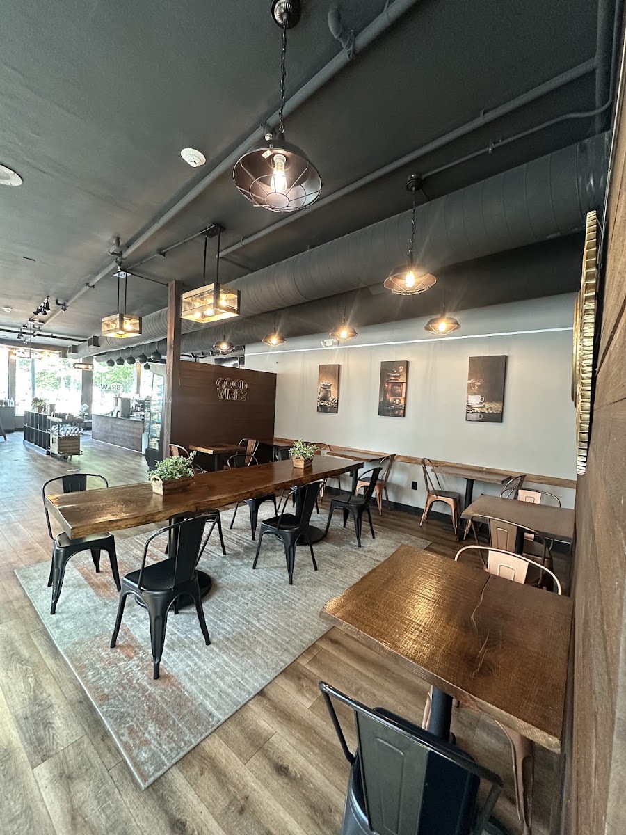 Brew Café & Bakery