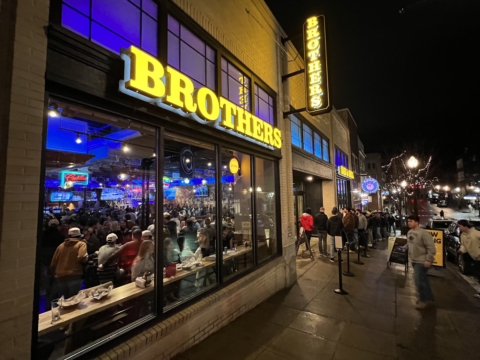 Brothers Bar & Grill