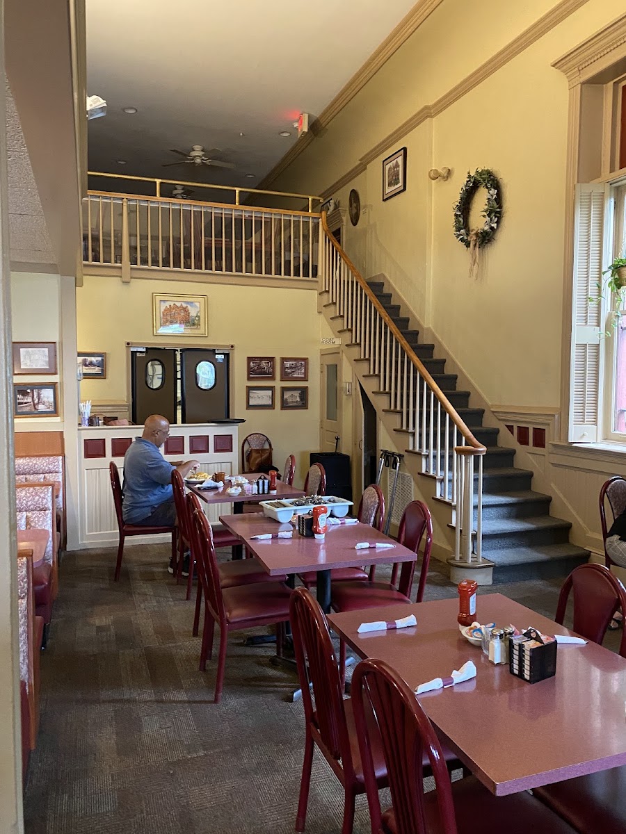Brownstone Cafe