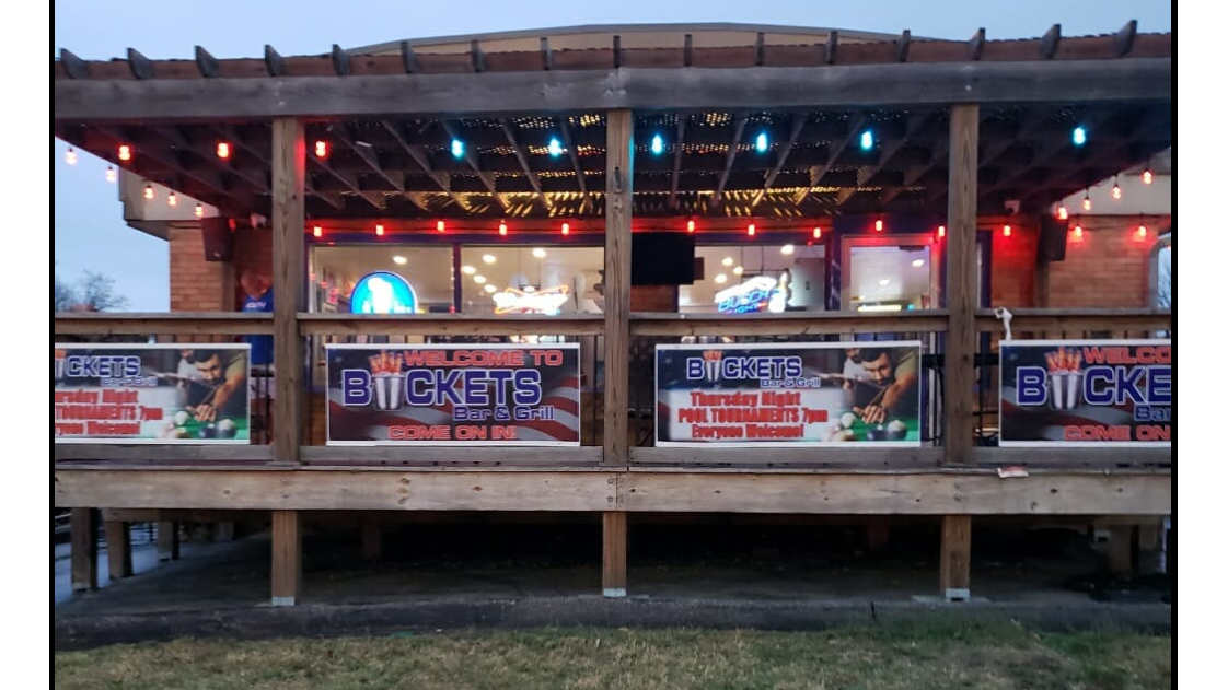 Buckets Bar And Grill