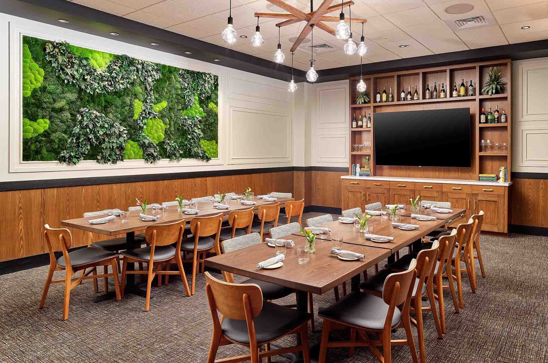 Burtons Grill & Bar