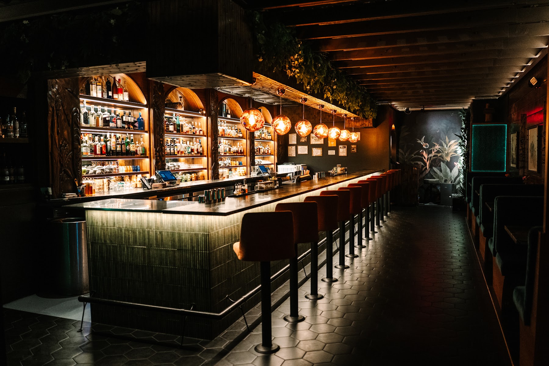 Callisto Cocktail Bar