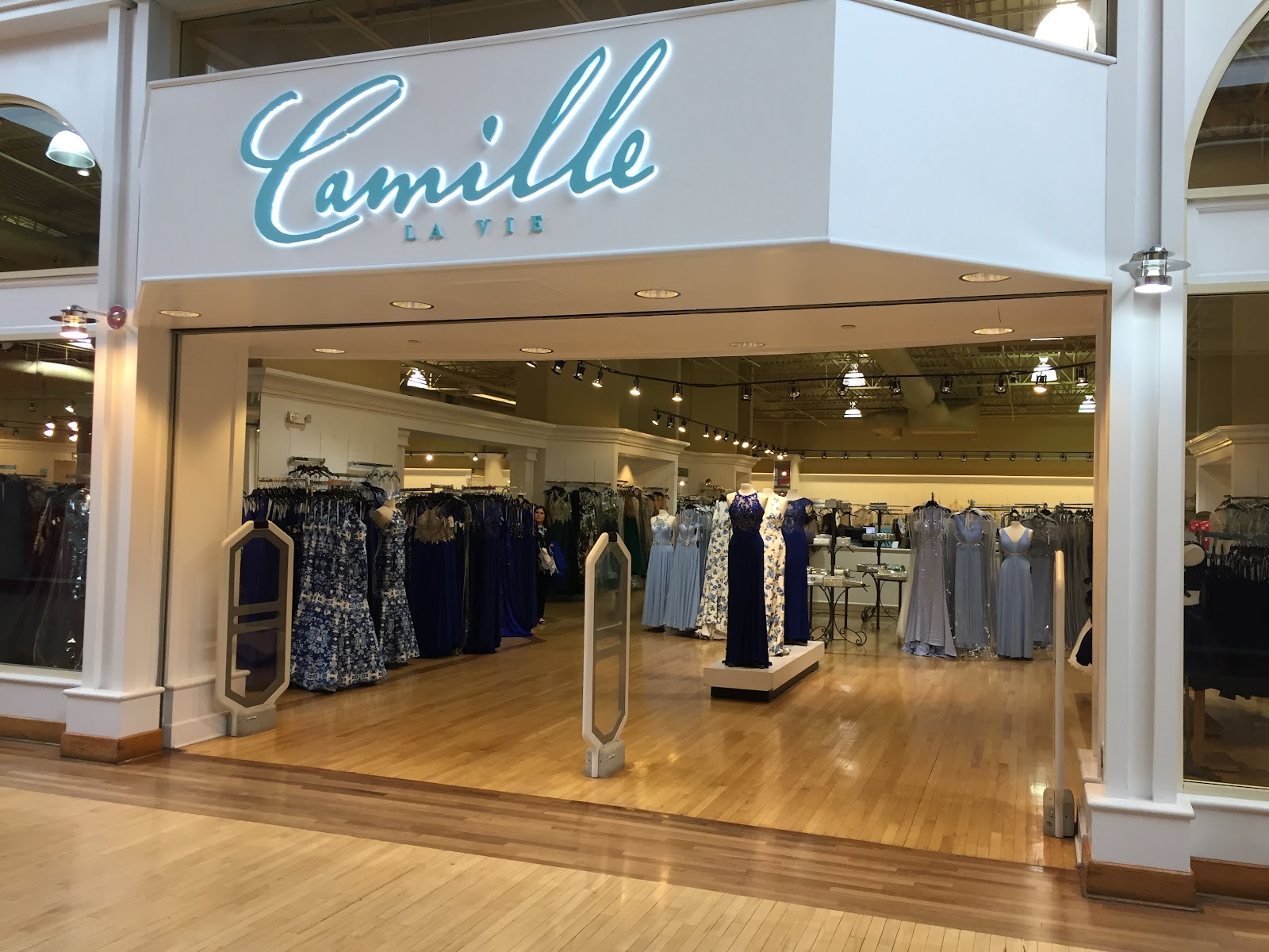 Camille La Vie