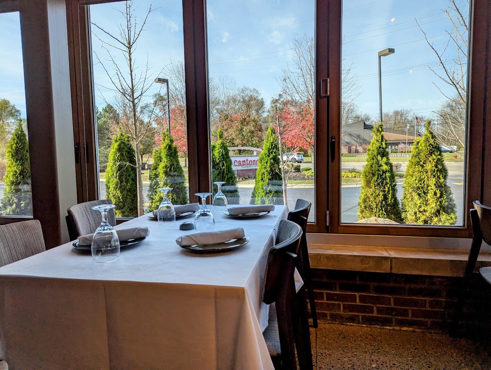 Cantoro Trattoria