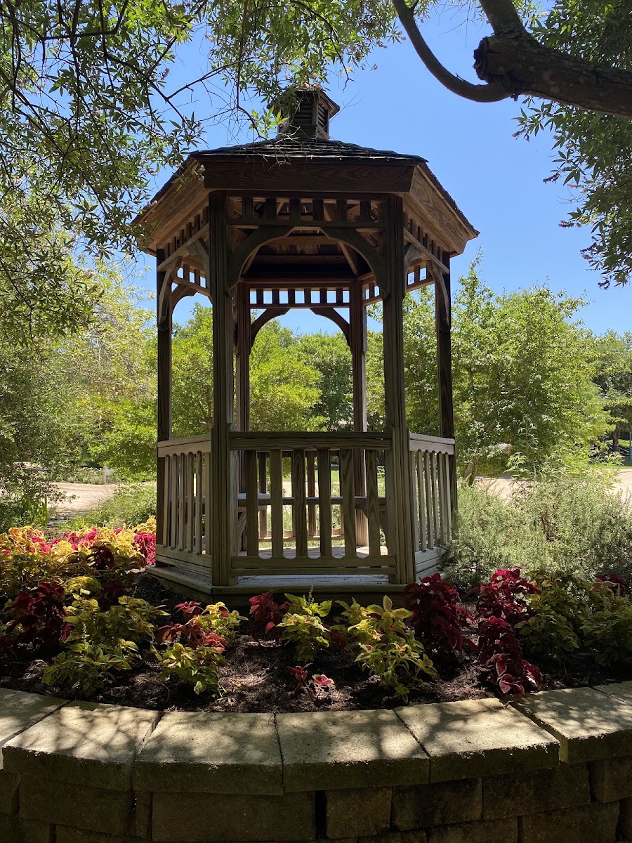 Carleen Bright Arboretum