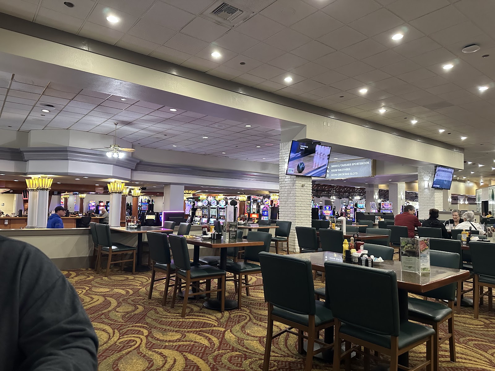 Carnegie's Café
