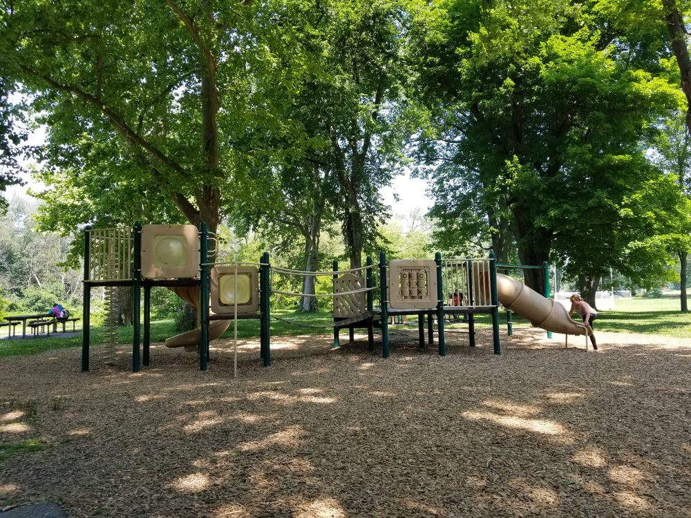 Cazenovia Park