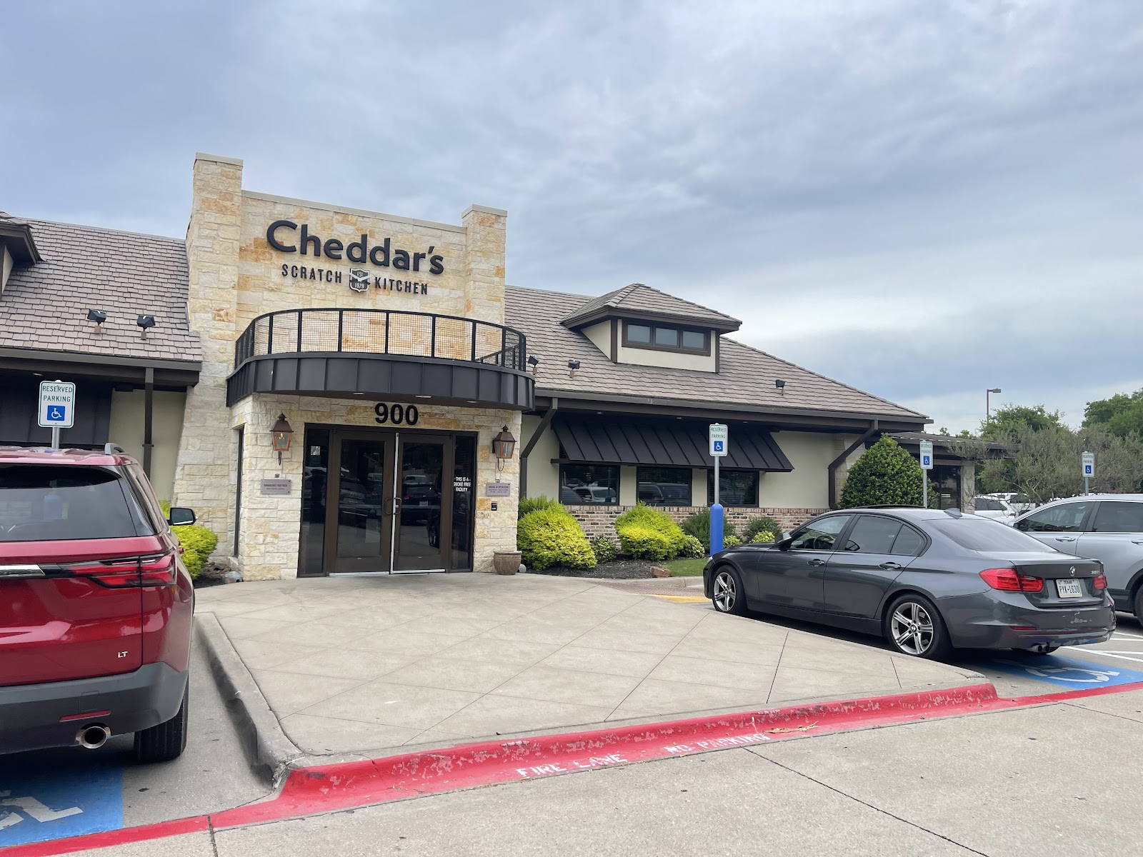 Cheddar's Scratch Kitchen