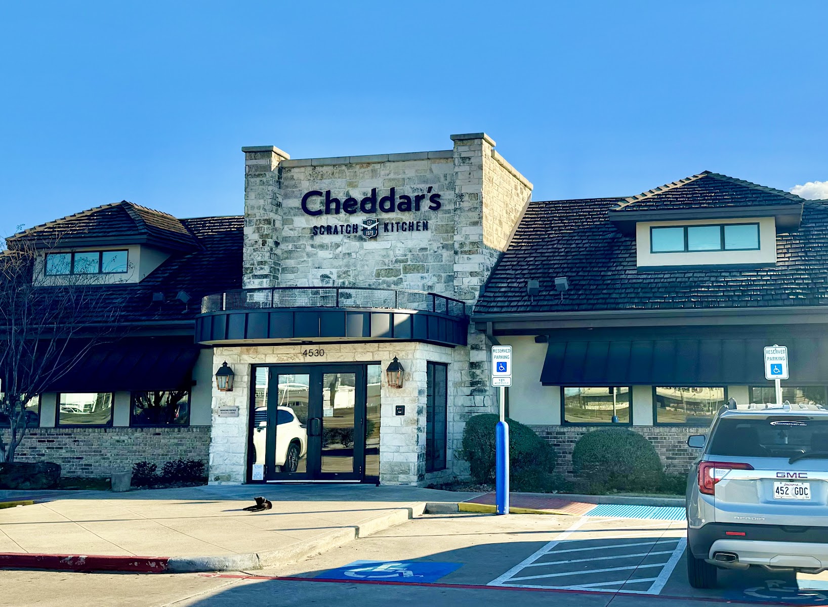 Cheddar's Scratch Kitchen