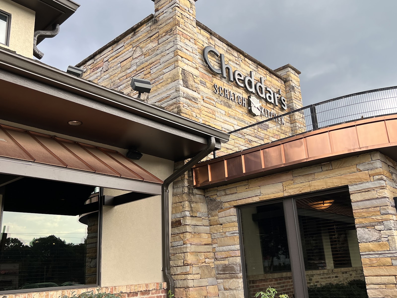Cheddar's Scratch Kitchen