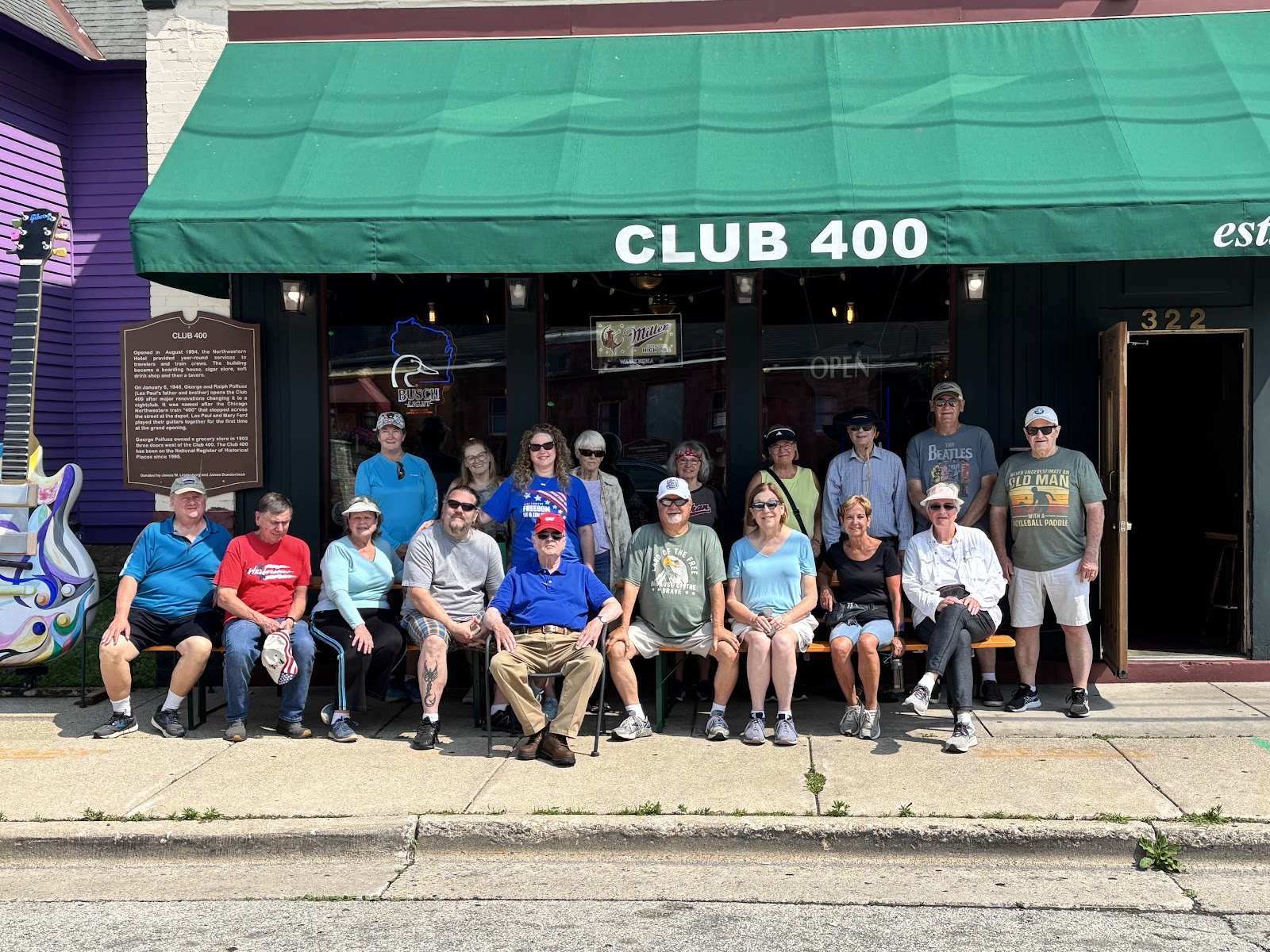 Club 400 Bar and Grill