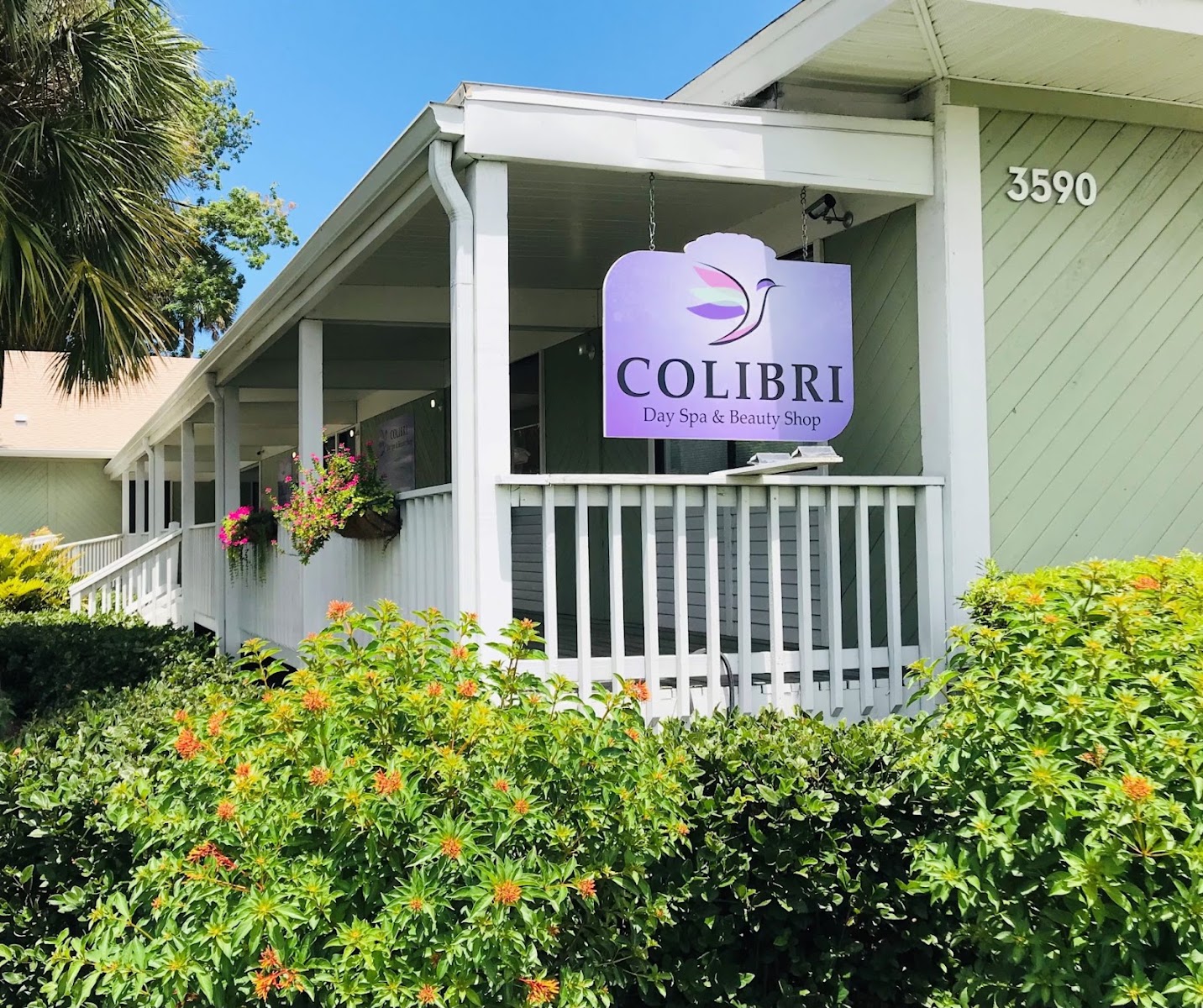 Colibri Day Spa & Beauty Shop