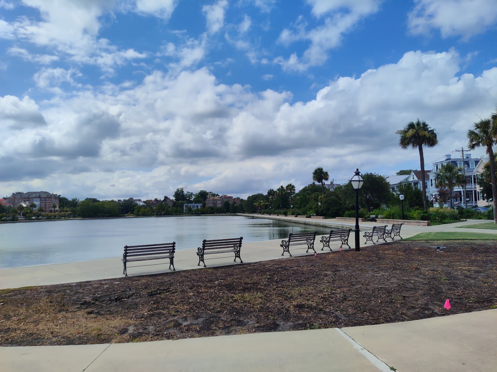 Colonial Lake Park