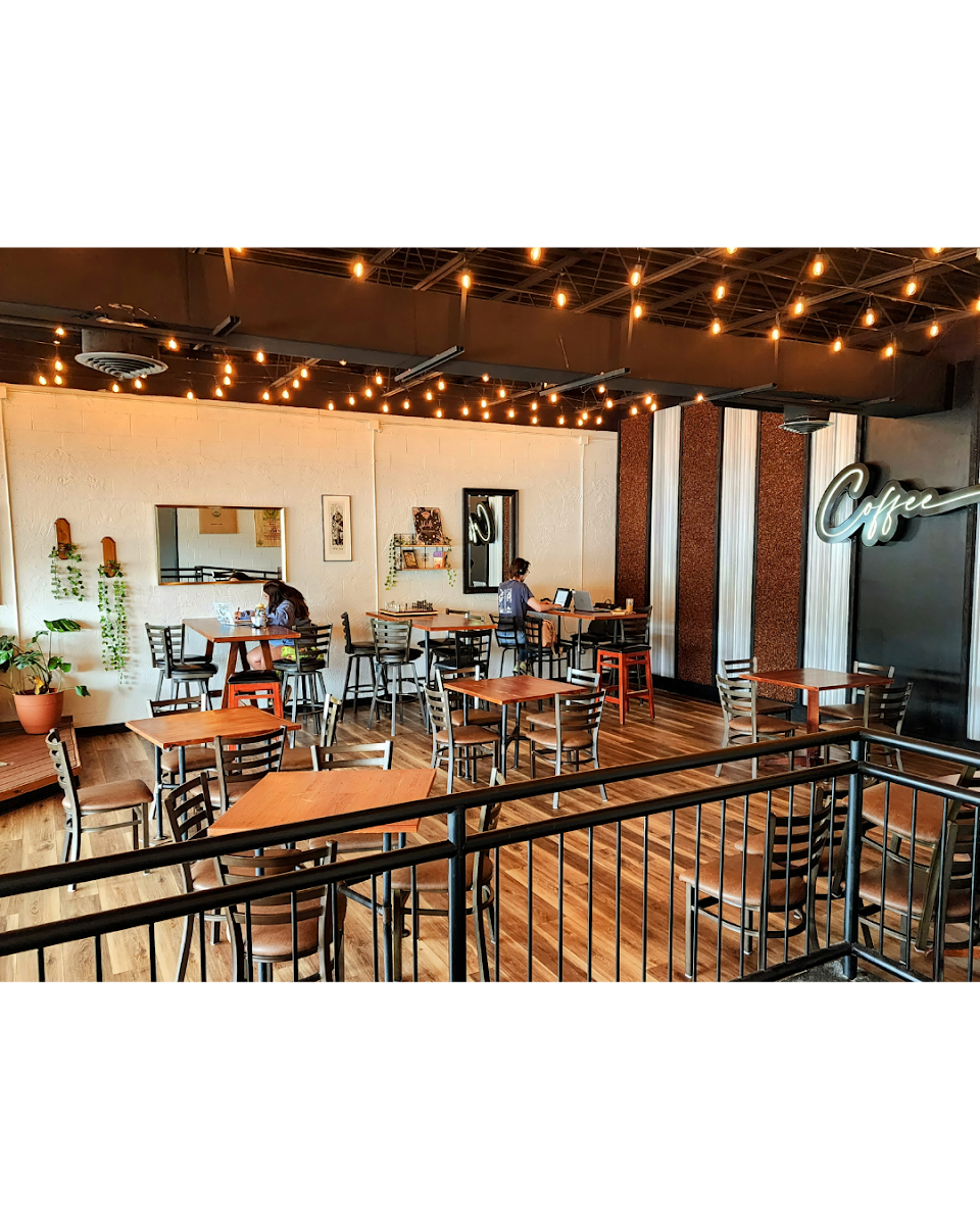 Column 15 Cafe and Roastery