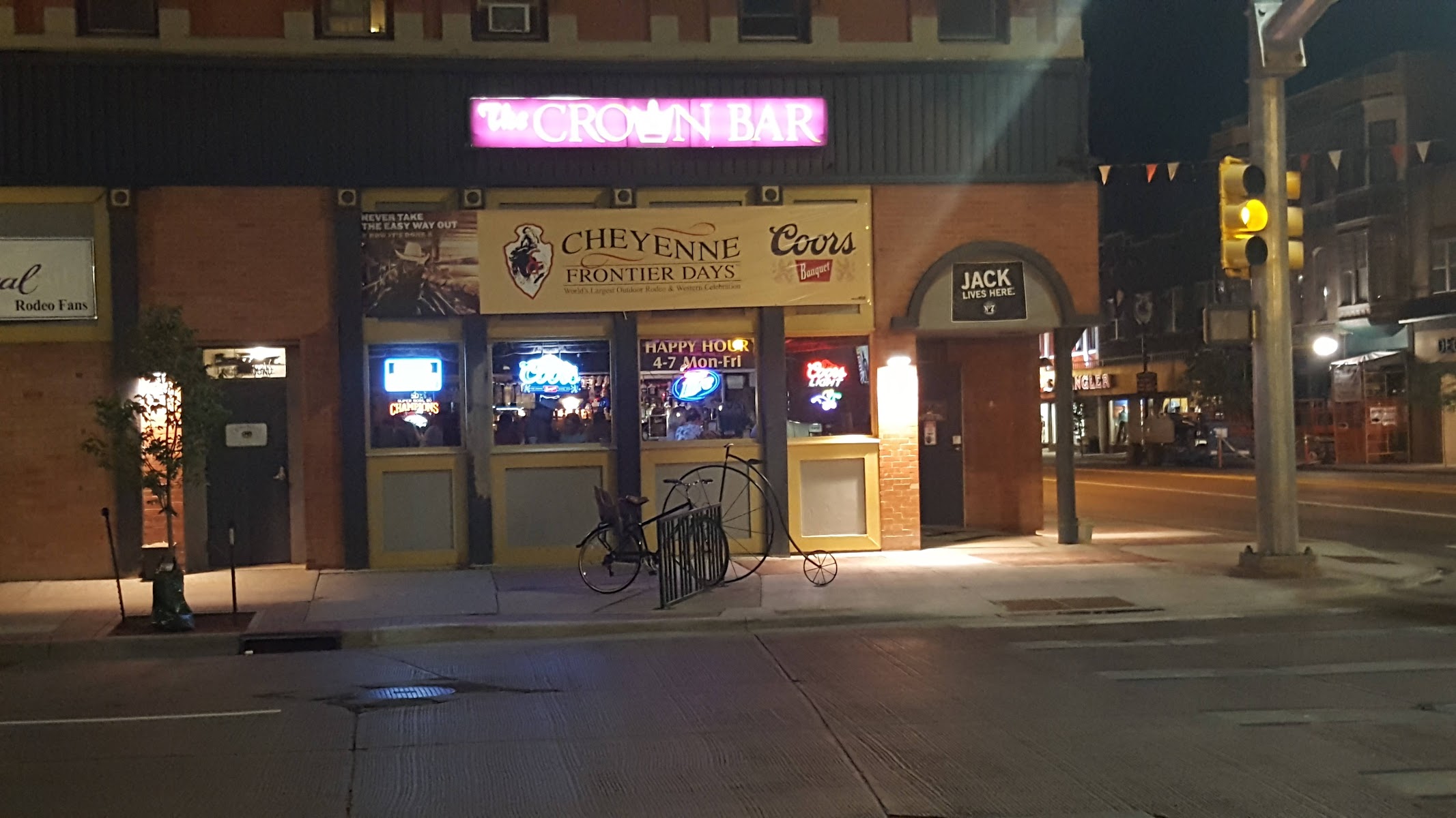 Crown Bar