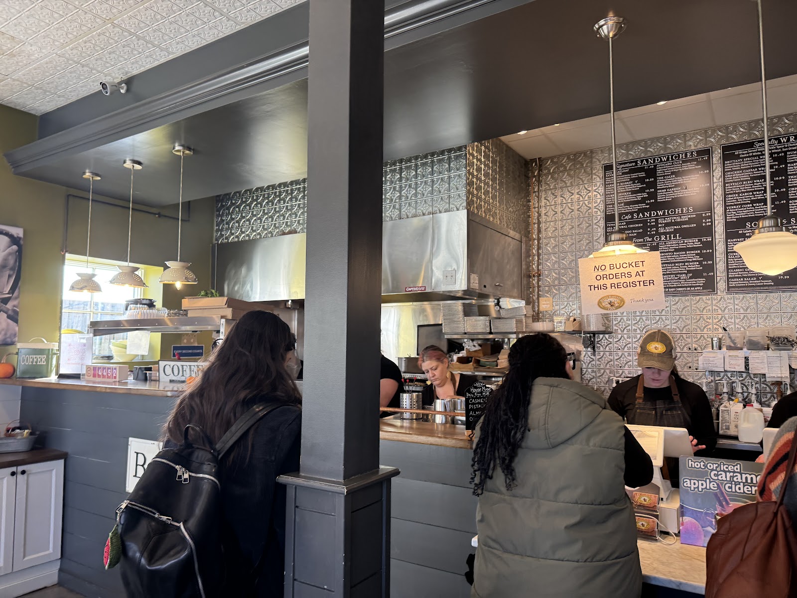 Daily Harvest Cafe