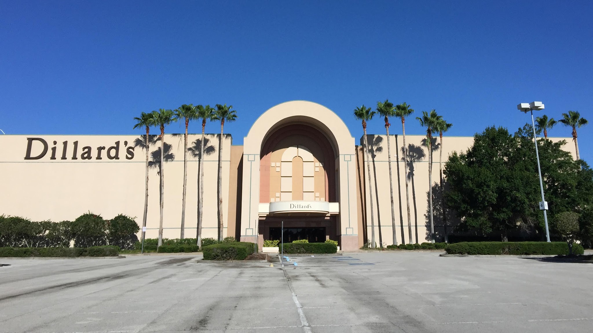 Dillard's Clearance Center