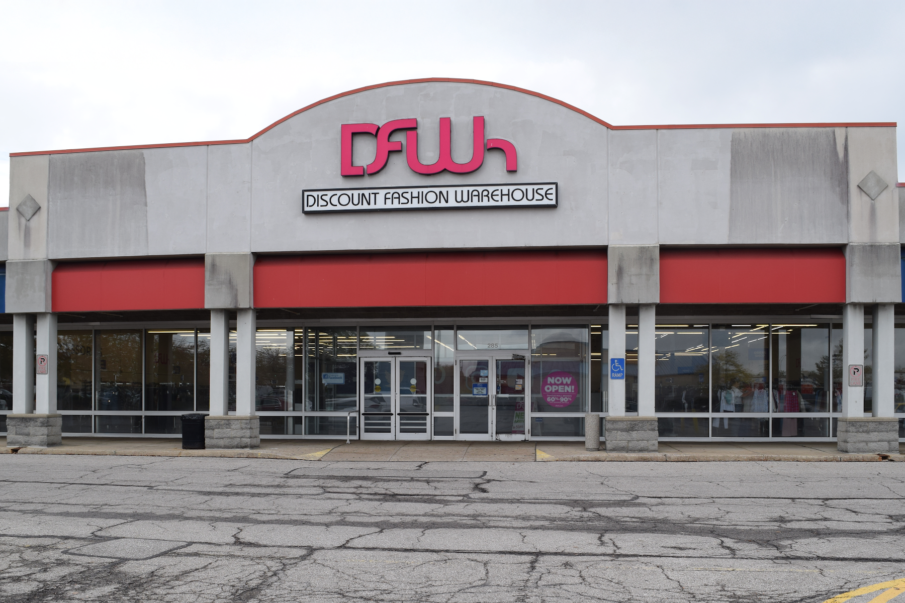 Discount Fashion Warehouse Elyria