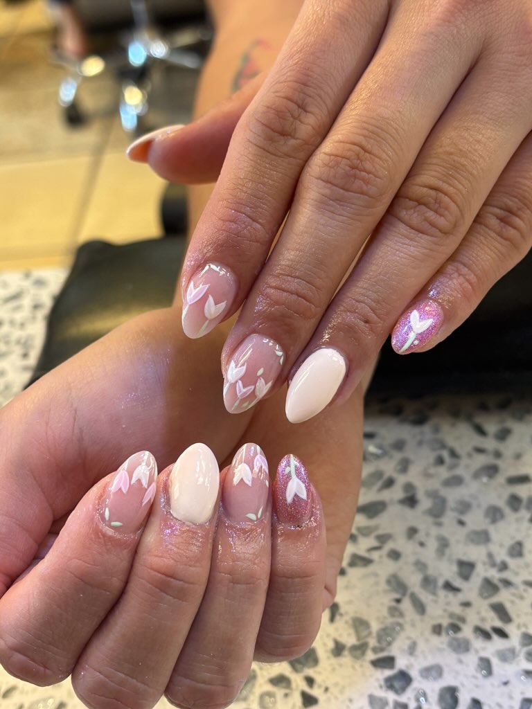 Diva Nails Salon